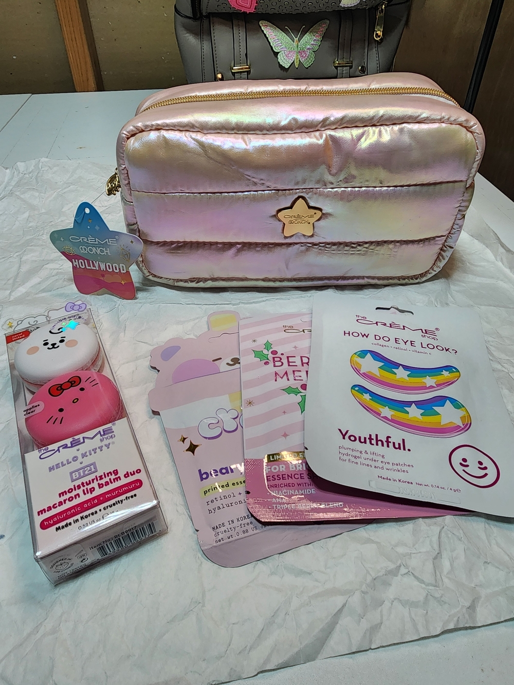 Creme Shop Hollywood Beauty  Gift Set Face Masks Eye Mask Lip Balm  NWT